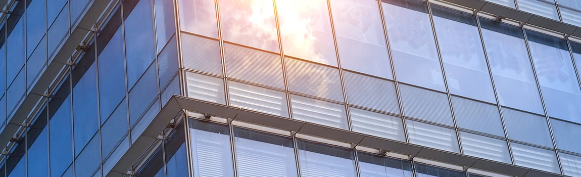 UV-Resistant Glass Experts&nbsp;in Lauderdale Lakes, FL